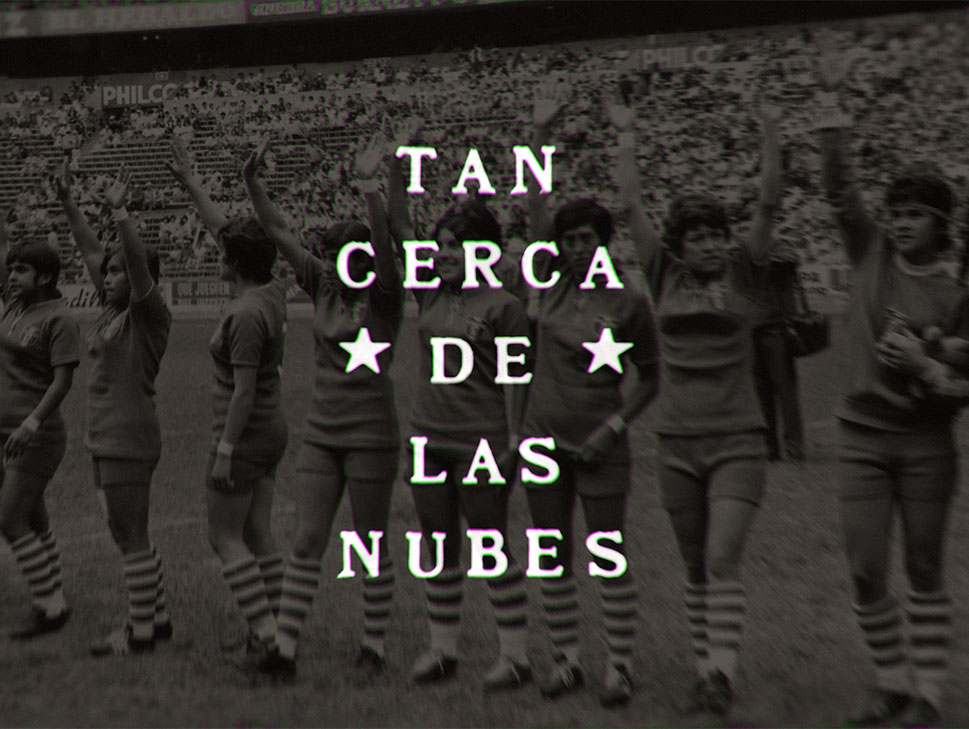 Tan cerca de las nubes (película)